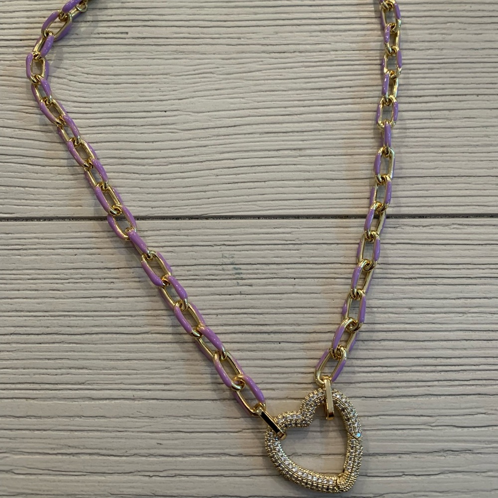 Melania Clara Violet Necklace 15” with 3” magnetic extender.